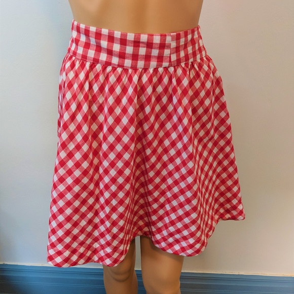 Forever 21 Dresses & Skirts - Forever 21 Red and White Gingham Skirt Summer Cute